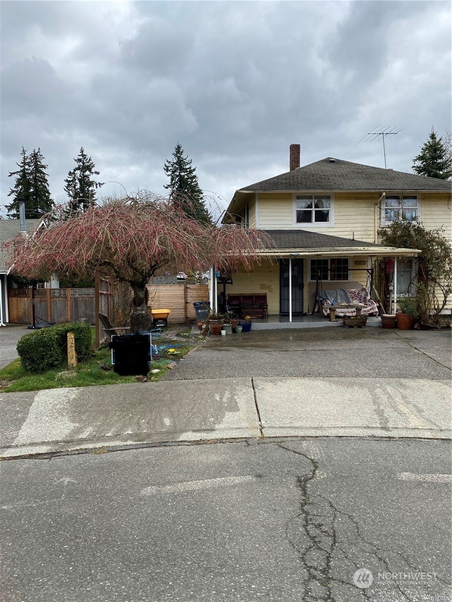 a car parked in front of building