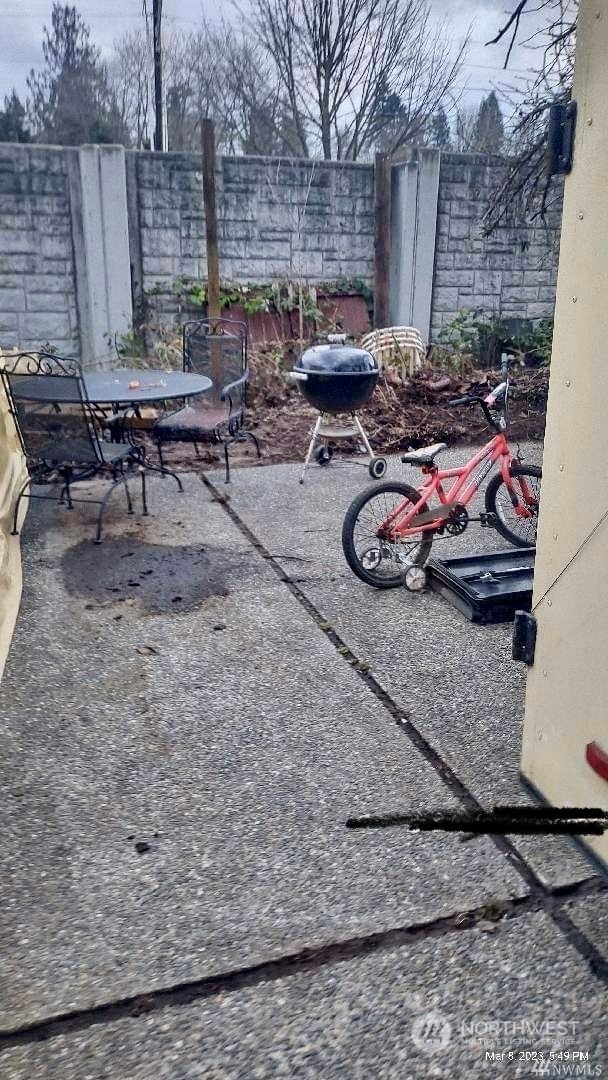 23304 Bothell Everett Highway Bothell, WA 98021 - Photo 33 of 35 a view of outdoor space and patio