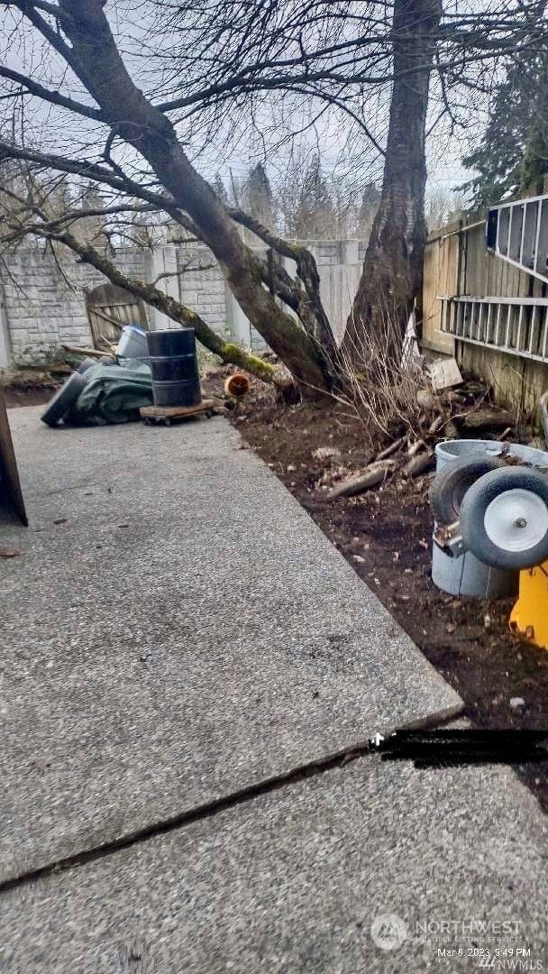 23304 Bothell Everett Highway Bothell, WA 98021 - Photo 35 of 35 a view of yard with car parked