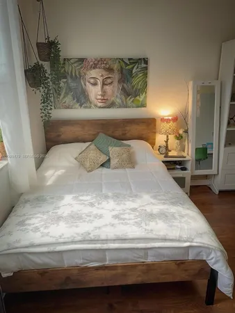 $2,700 | 605 Ives Dairy Road, Unit 2057, Miami, FL 33179