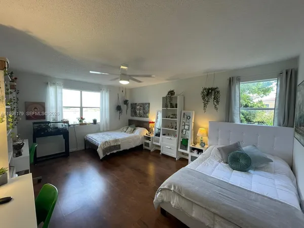 $2,700 | 605 Ives Dairy Road, Unit 2057, Miami, FL 33179