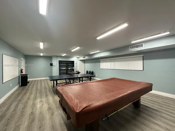 $2,700 | 605 Ives Dairy Road, Unit 2057, Miami, FL 33179