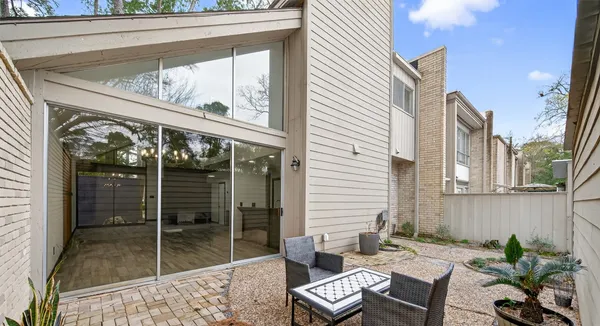 $224,900 | 2129 Lake Village Drive, Houston, TX 77339