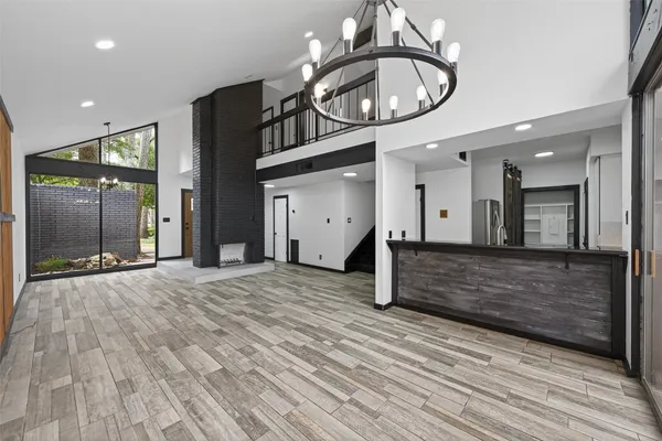 $224,900 | 2129 Lake Village Drive, Houston, TX 77339