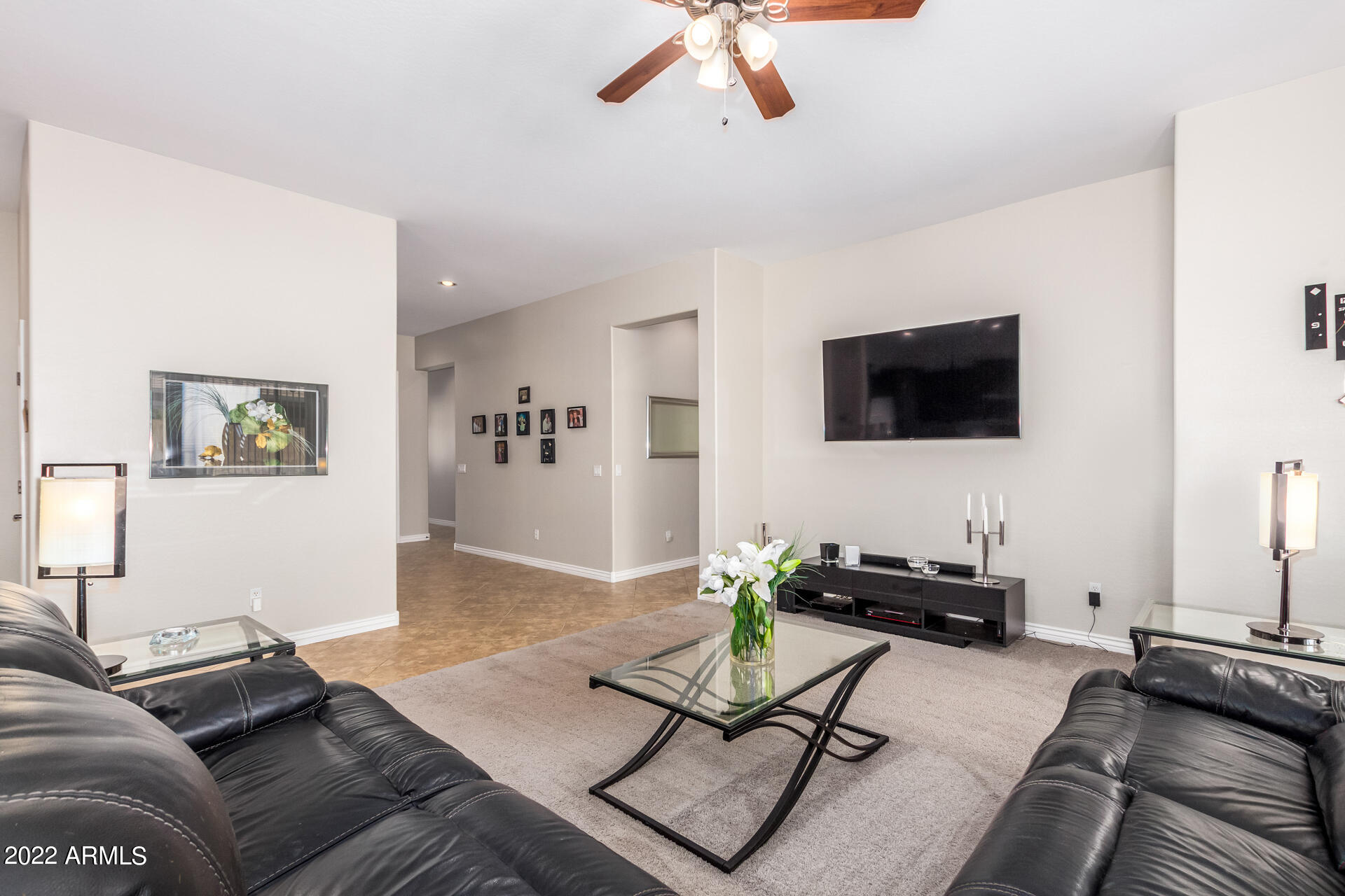 18150 West Rimrock Street Surprise, AZ 85388 - Photo 5 of 39 Living room - Rimrock