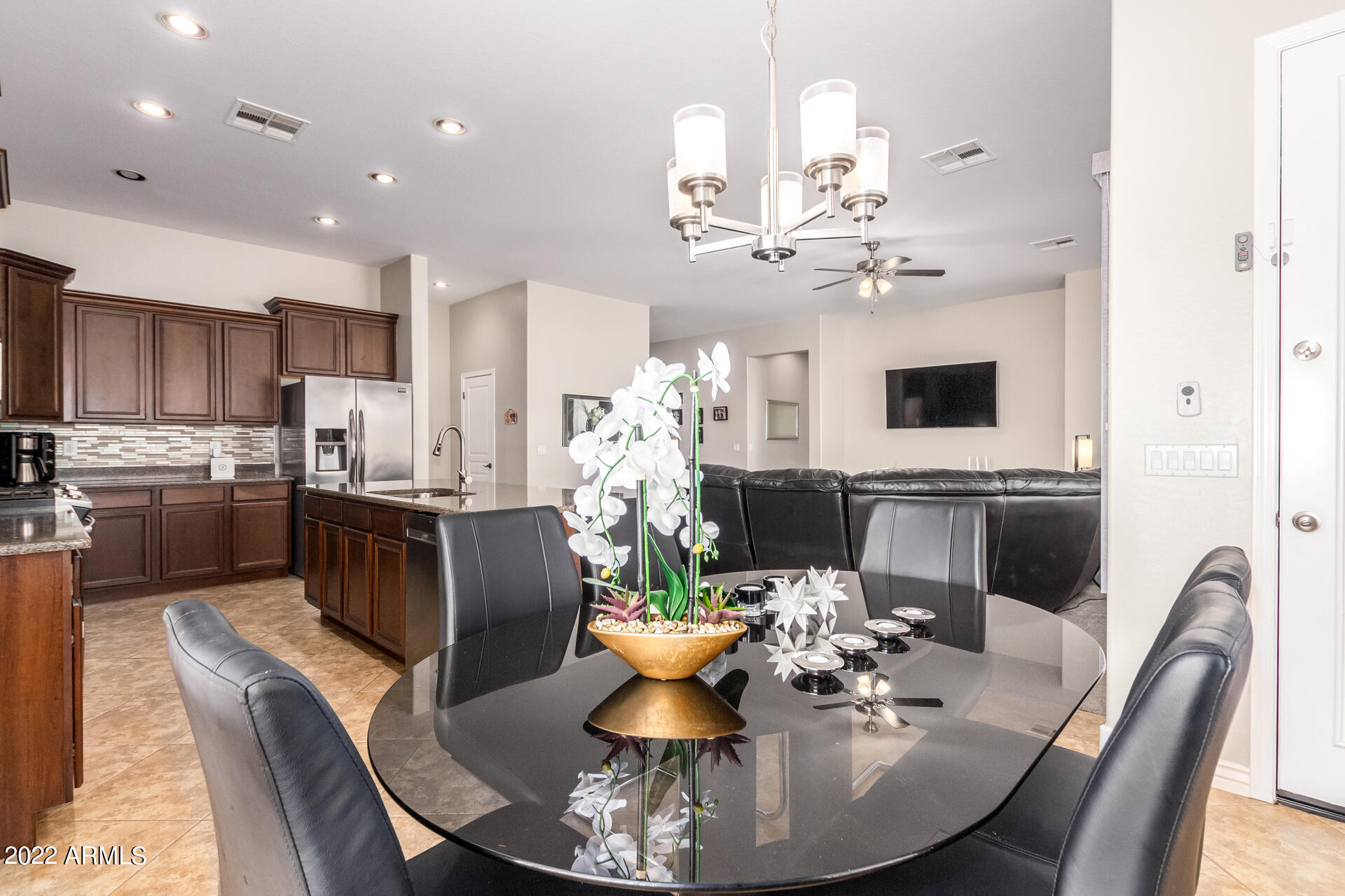 18150 West Rimrock Street Surprise, AZ 85388 - Photo 6 of 39 Dining - Rimrock