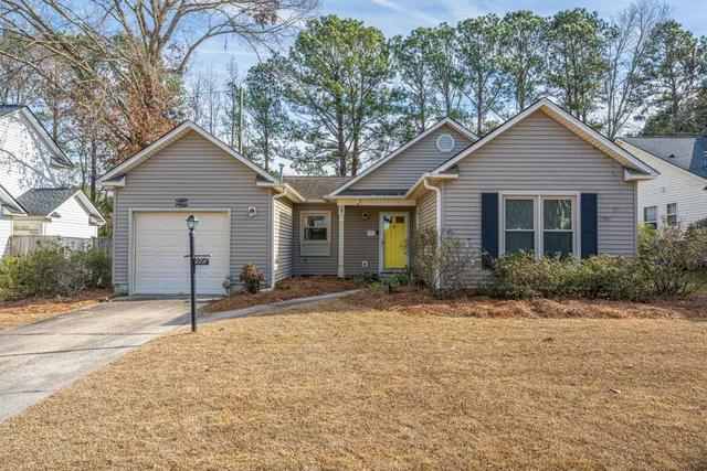 $395,000 | 177 Briarwood Drive, Charleston, SC 29414