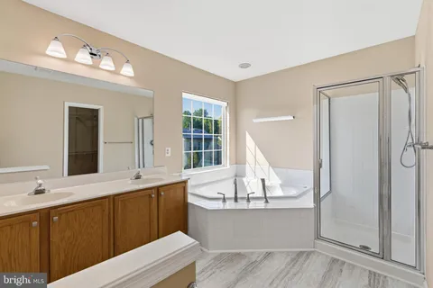 $475,000 | 7 Buttonwood Court, Newark, DE 19702