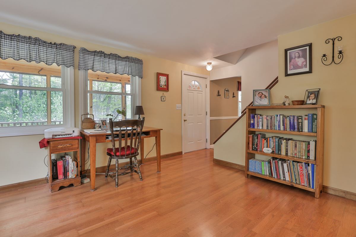 84 Oak Hill Road Weare, NH 03281 - Photo 11 of 38