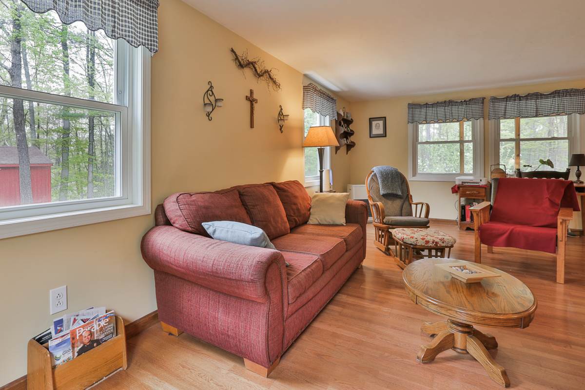 84 Oak Hill Road Weare, NH 03281 - Photo 16 of 38
