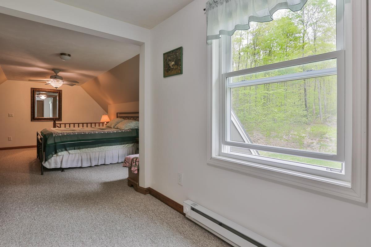 84 Oak Hill Road Weare, NH 03281 - Photo 27 of 38