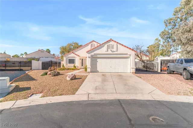 $1,750 | 3813 Old Bridge Court, North Las Vegas, NV 89032