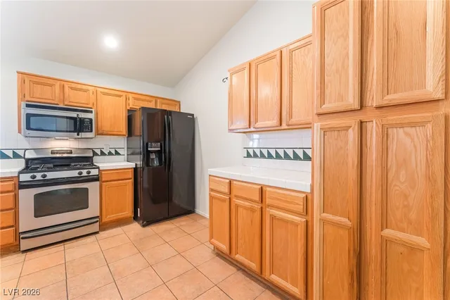 $1,750 | 3813 Old Bridge Court, North Las Vegas, NV 89032