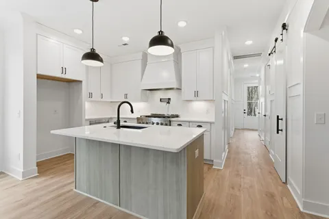 $650,000 | 2109 B Carter Avenue, Nashville, TN 37206