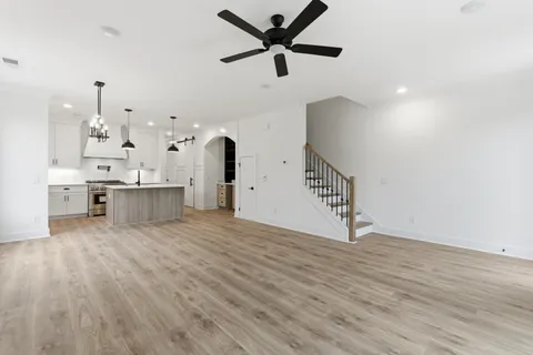 $650,000 | 2109 B Carter Avenue, Nashville, TN 37206