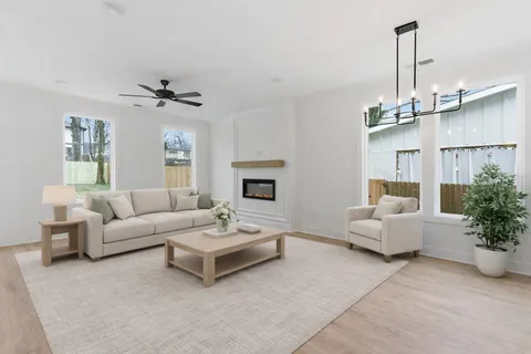 $650,000 | 2109 B Carter Avenue, Nashville, TN 37206