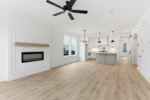 $650,000 | 2109 B Carter Avenue, Nashville, TN 37206