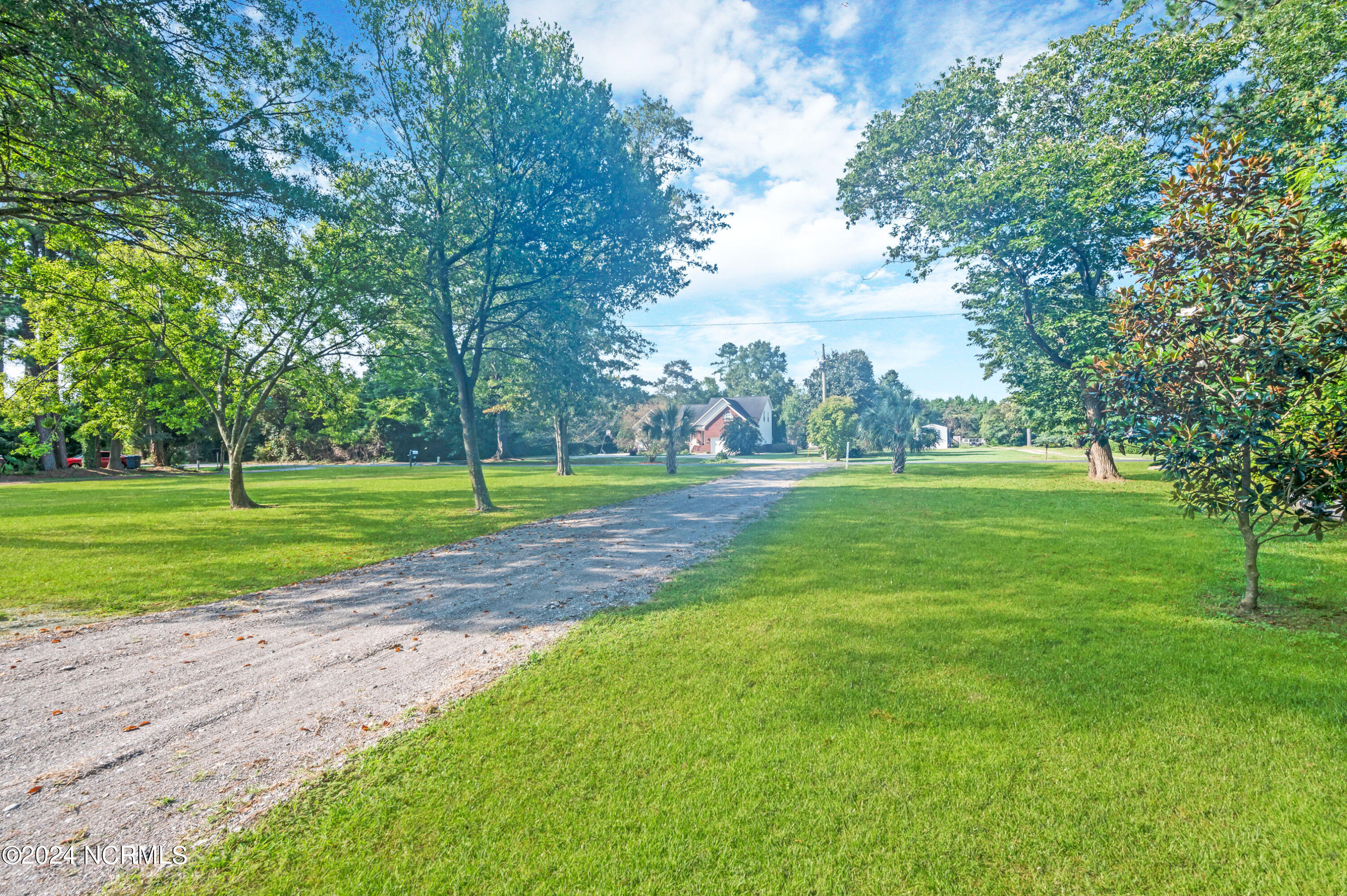 253 Down Shore Road-22