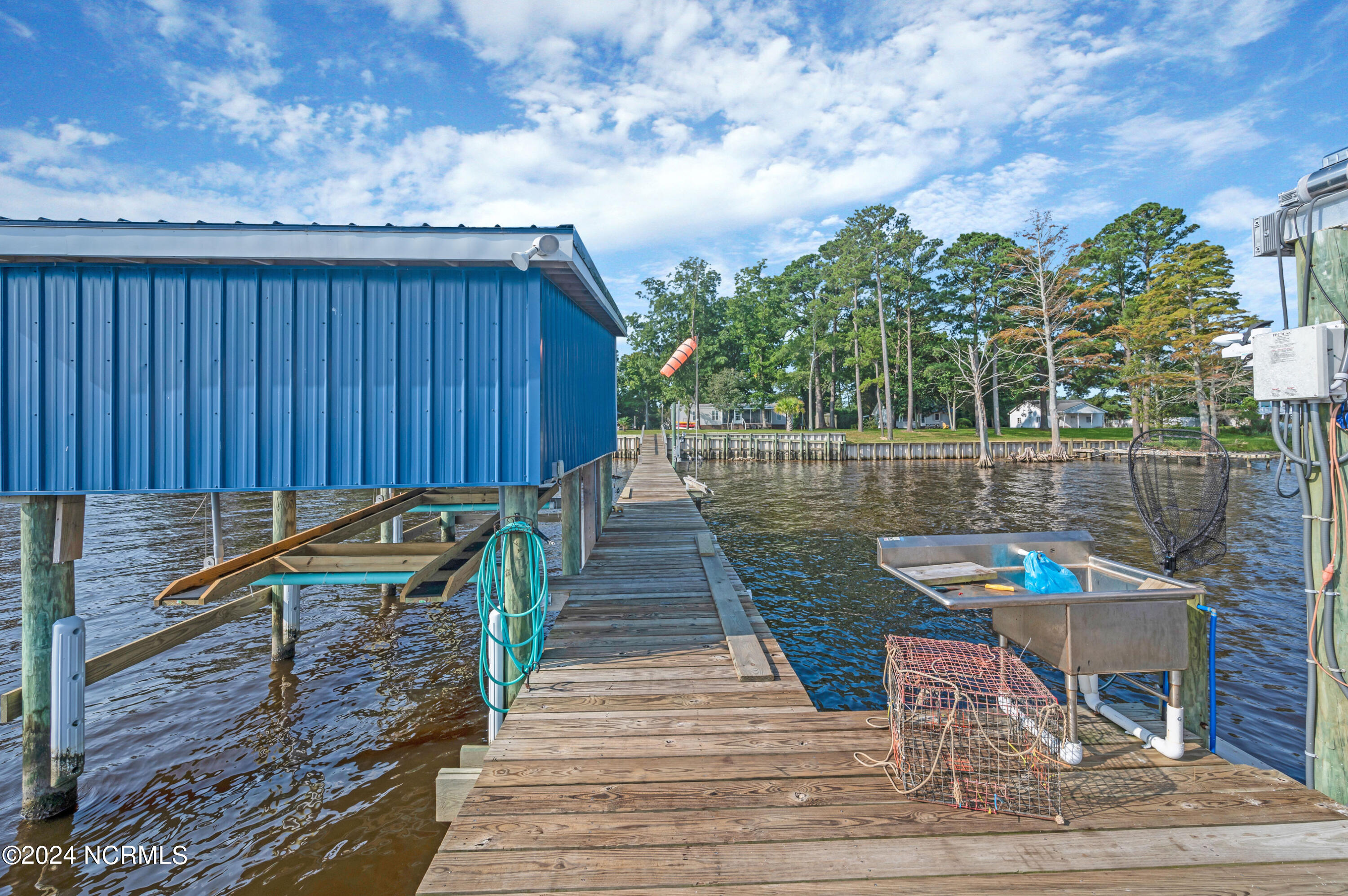 253 Down Shore Road Blounts Creek, NC 27814 - Photo 7 of 52 253 Down Shore Road-16