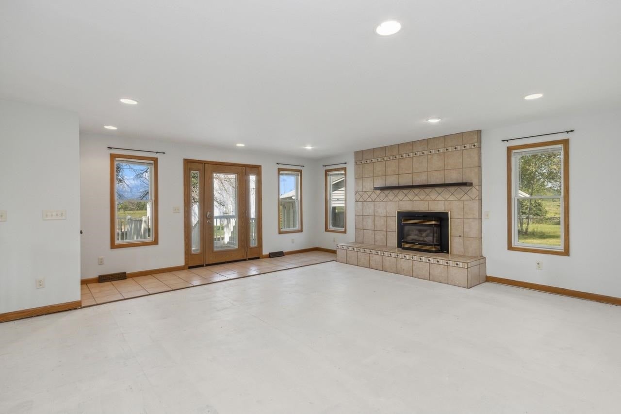 1354 Angle Road Southwest Kalona, IA 52247 - Photo 13 of 42 Gallery Image 13