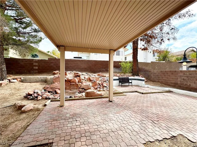 $2,340 | 8341 Cretan Blue Lane, Las Vegas, NV 89128