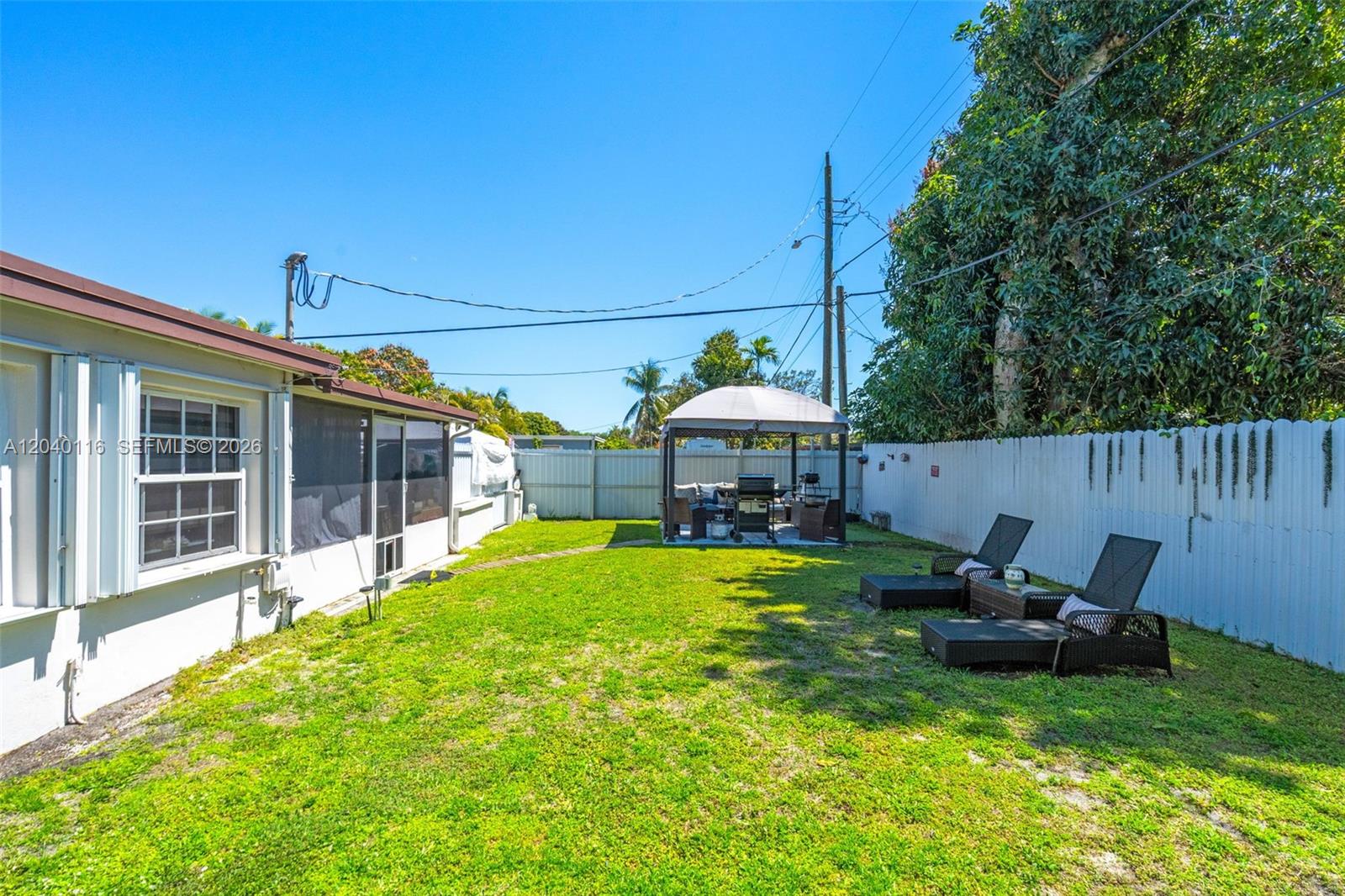 302 Northwest 100th Street Miami, FL 33150 - Photo 29 of 46