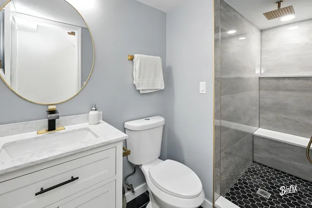 $429,999 | 318 Exmoor Drive, Streamwood, IL 60107