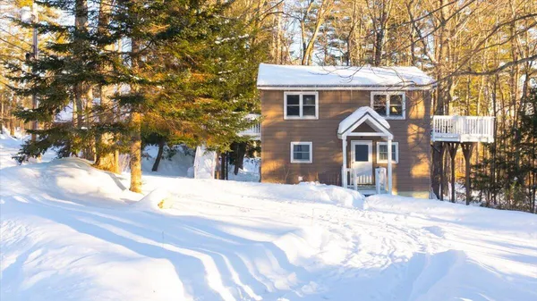 $374,900 | 11 Top Hill Road, Bridgton, ME 04009