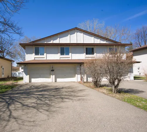 $255,000 | 2477 Woodbridge Street, Roseville, MN 55113