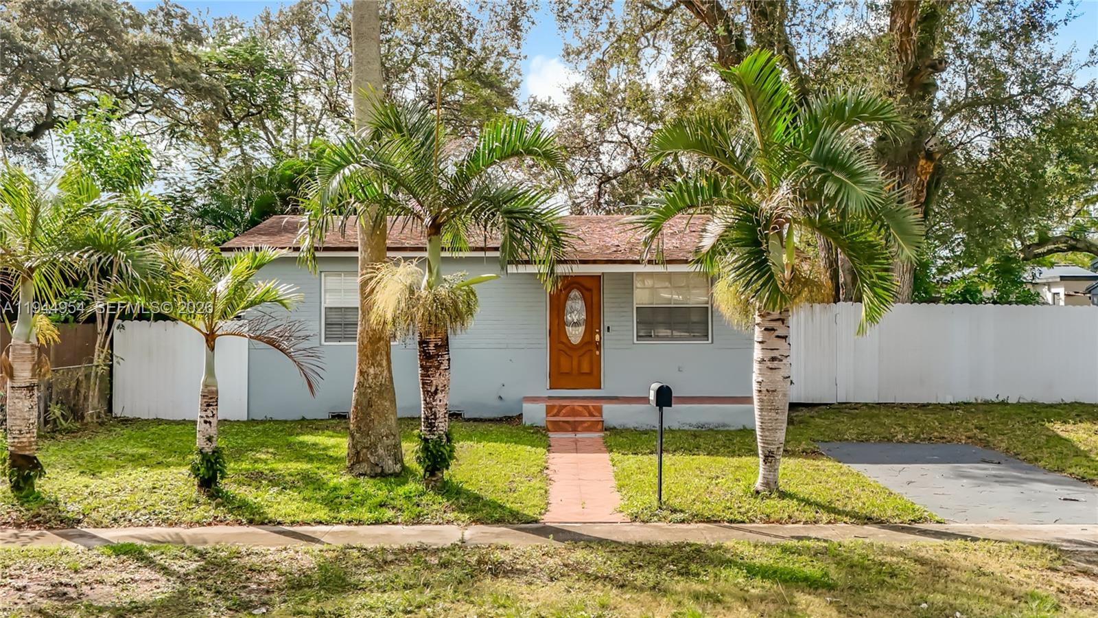 6416 Perry Street Hollywood, FL 33024 - Photo 1 of 36