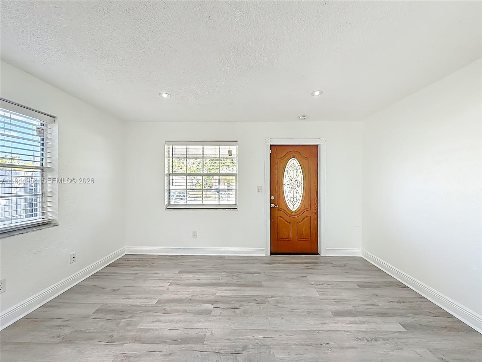 6416 Perry Street Hollywood, FL 33024 - Photo 7 of 36