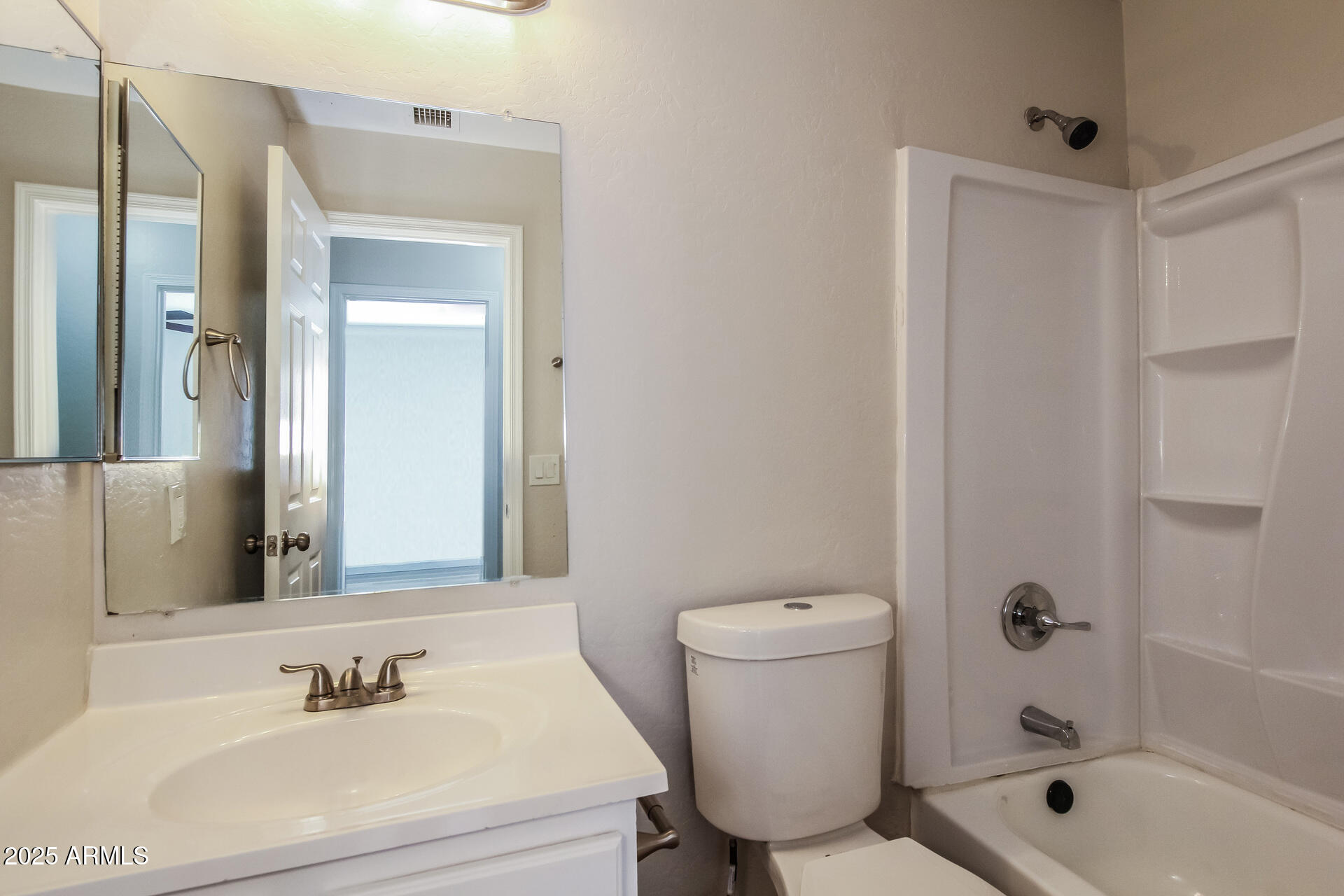 3323 West Fraktur Road Phoenix, AZ 85041 - Photo 23 of 26 023-photo-bathroom-14395470