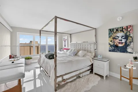 $4,250 | 3000 East Sunrise Boulevard, Unit 14C, Fort Lauderdale, FL 33304