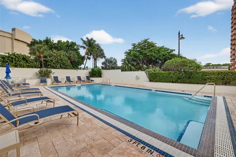 $4,250 | 3000 East Sunrise Boulevard, Unit 14C, Fort Lauderdale, FL 33304