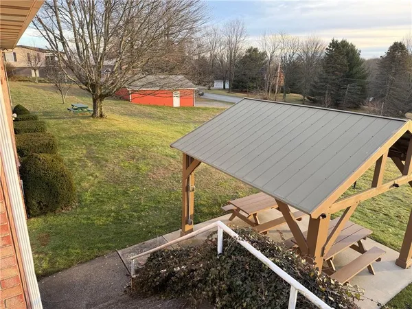 $349,900 | 830 Hartzell School Road, New Brighton, PA 15066