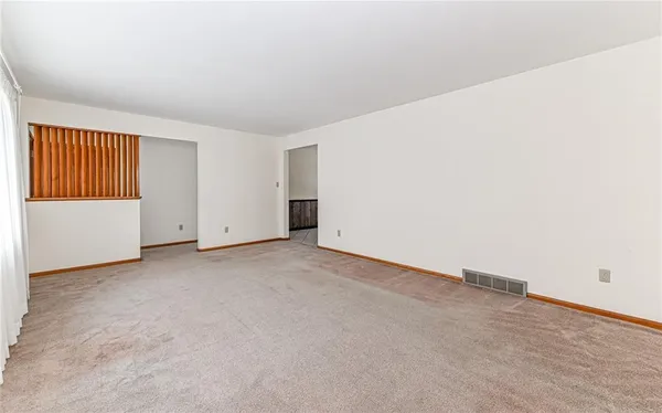 $349,900 | 830 Hartzell School Road, New Brighton, PA 15066