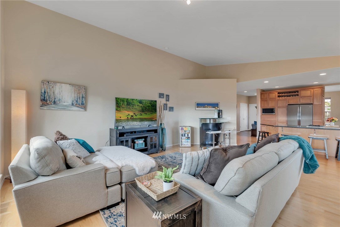 2100 West Honeysett Road Wenatchee, WA 98801 - Photo 11 of 38 Gallery Image 11
