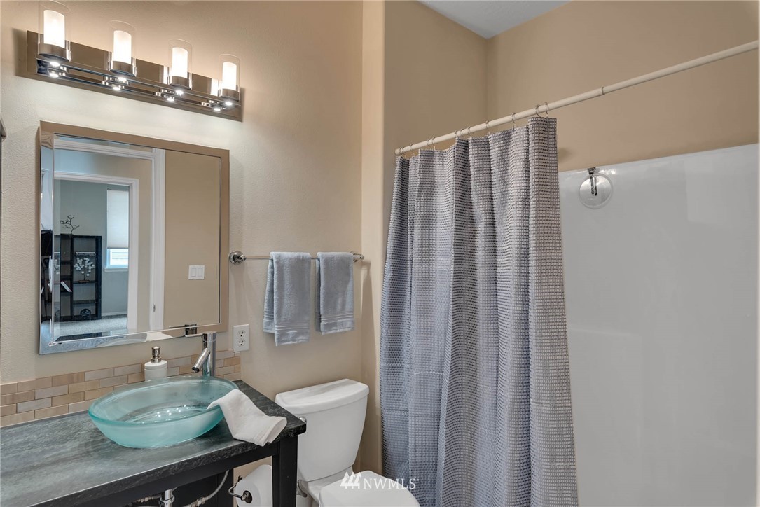2100 West Honeysett Road Wenatchee, WA 98801 - Photo 17 of 38 Gallery Image 17