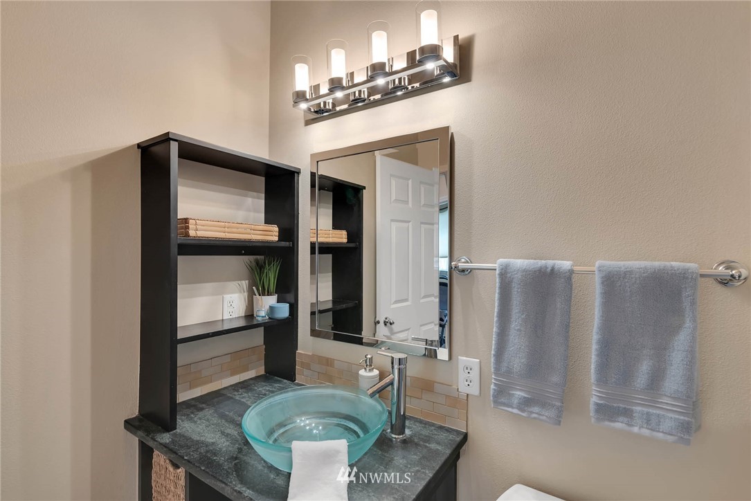 2100 West Honeysett Road Wenatchee, WA 98801 - Photo 26 of 38 Gallery Image 26