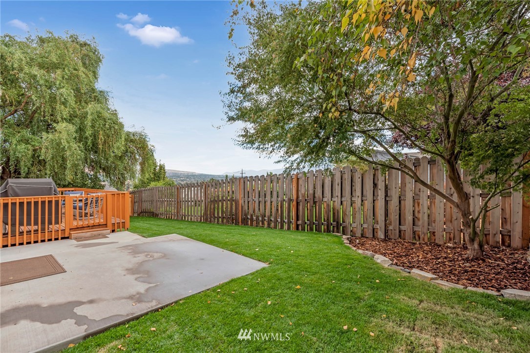 2100 West Honeysett Road Wenatchee, WA 98801 - Photo 33 of 38 Gallery Image 33