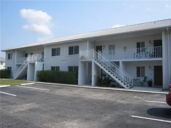 $1,450 | 1236-1302 Southeast 40th Street, Cape Coral, FL 33904