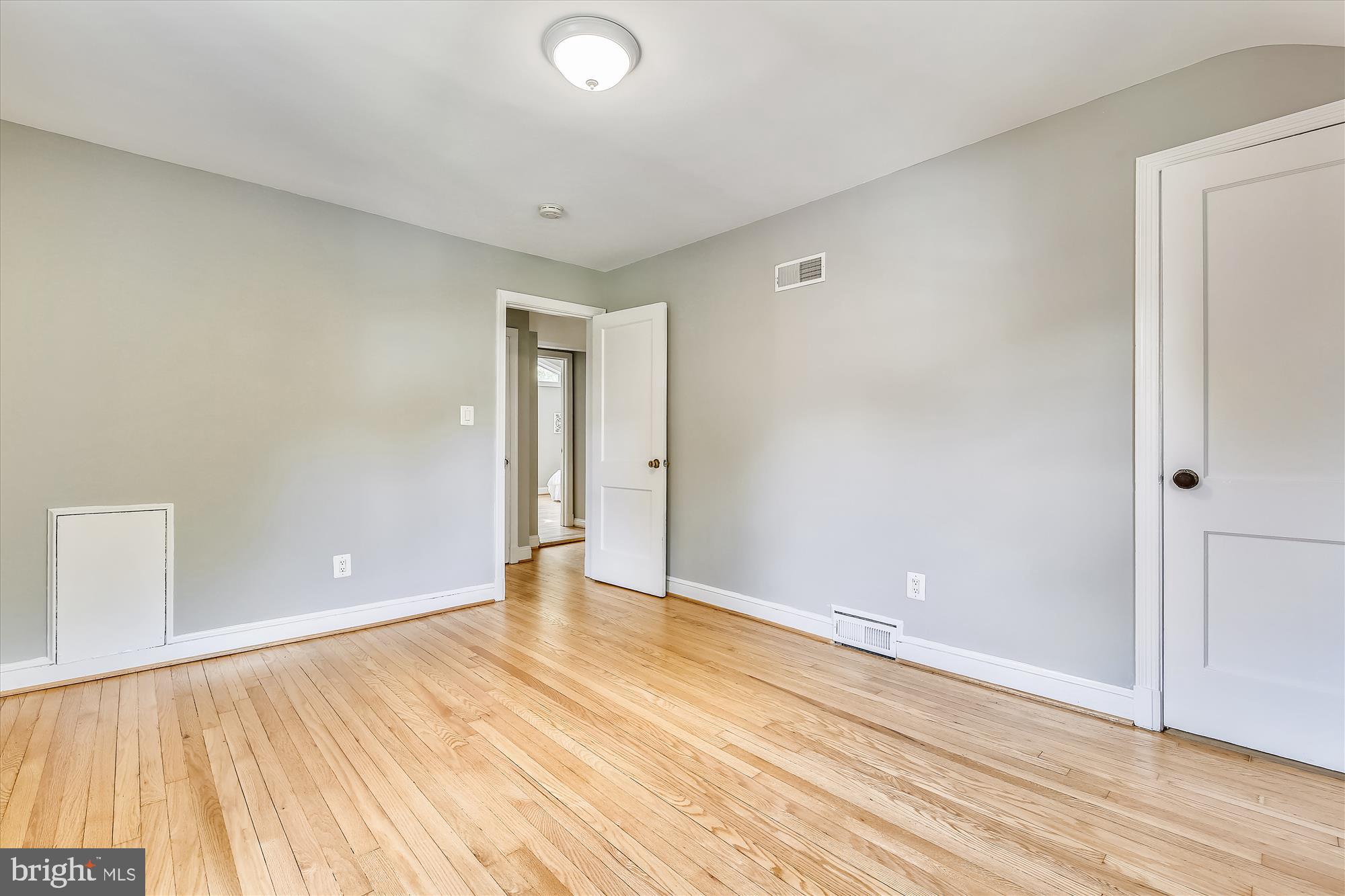 2112 Cascade Road Silver Spring, MD 20902 - Photo 35 of 88 Bedroom #2