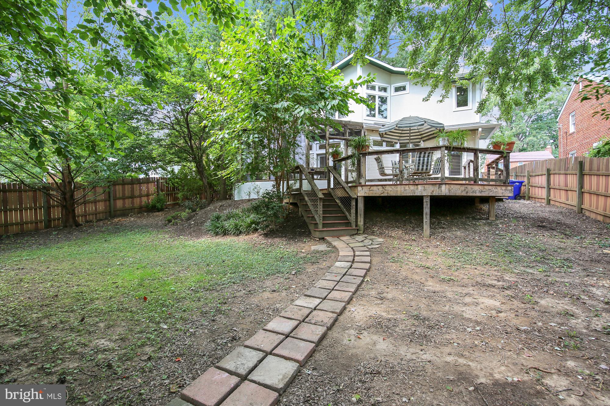 2112 Cascade Road Silver Spring, MD 20902 - Photo 59 of 88 Rear Exterior View with steps to back park