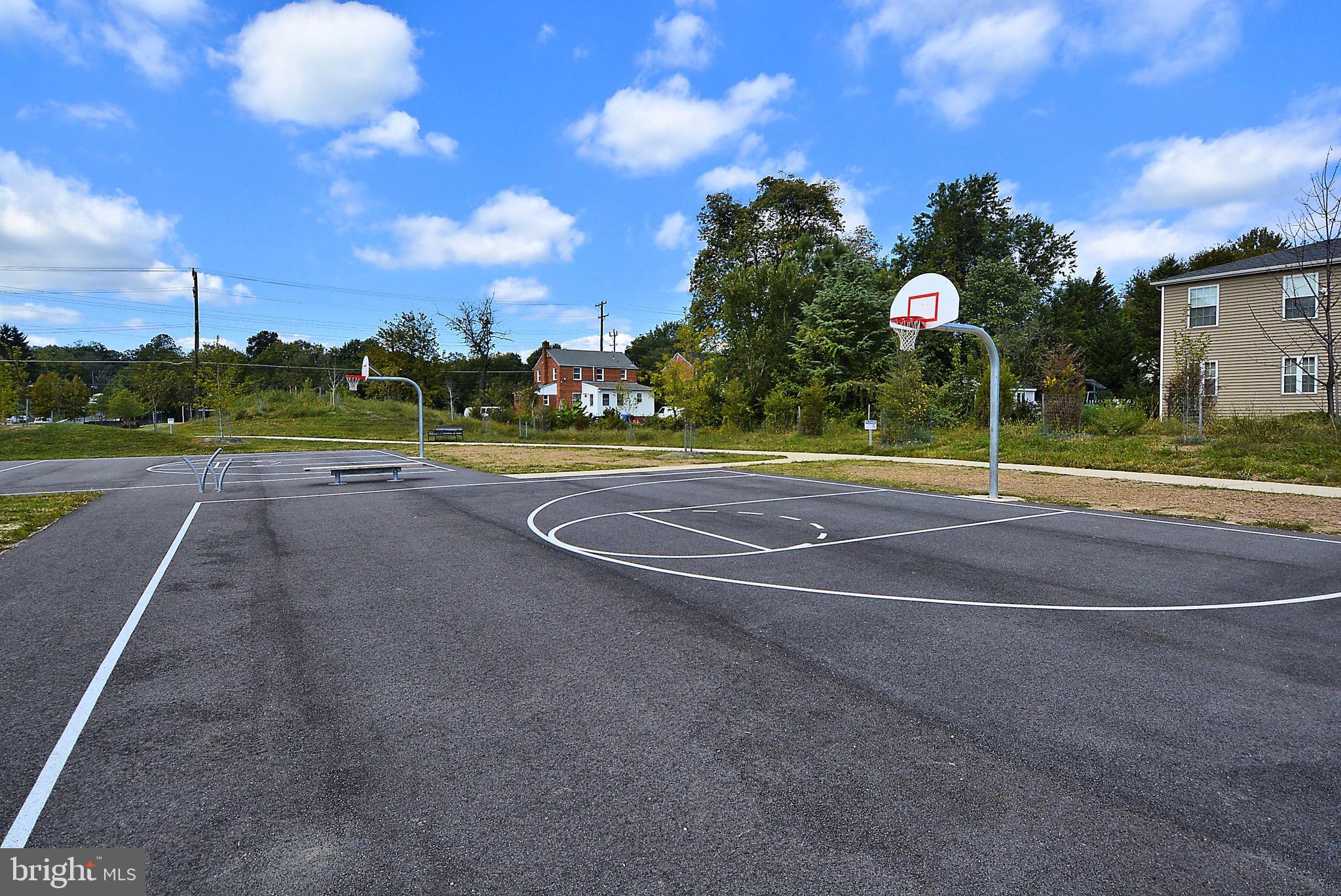 2112 Cascade Road Silver Spring, MD 20902 - Photo 76 of 88 Basketball court