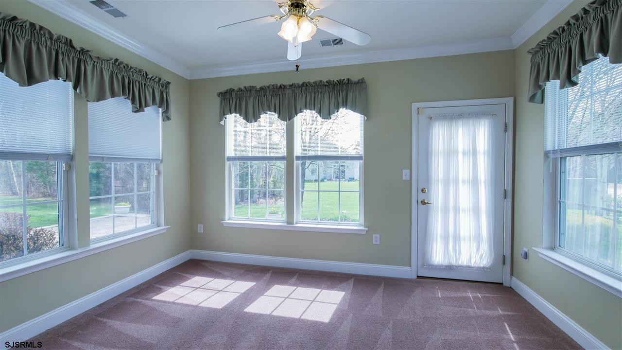 136 Warwick Road Smithville, NJ 08205 - Photo 11 of 25 Gallery Image 11