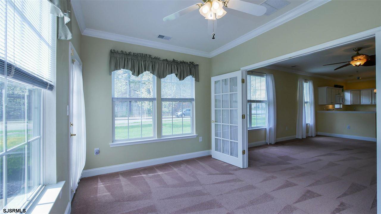 136 Warwick Road Smithville, NJ 08205 - Photo 12 of 25 Gallery Image 12