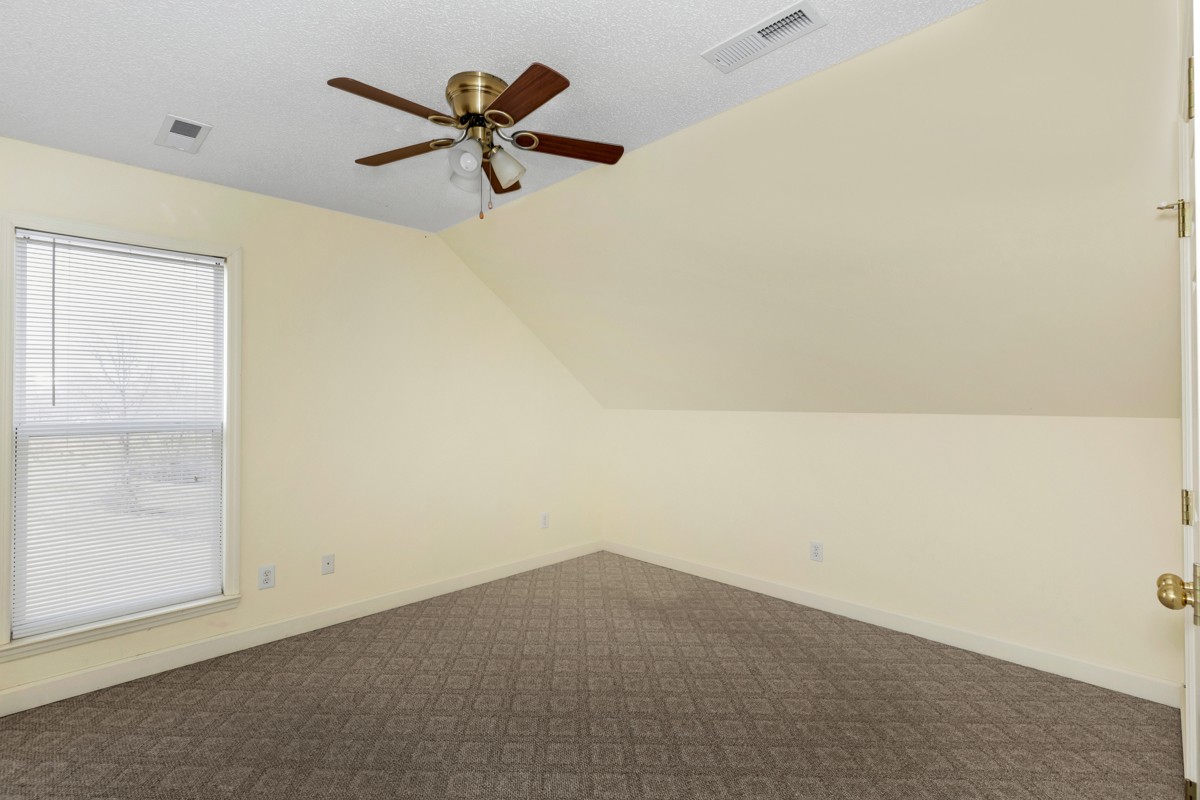 168 Lake Logan Road Ardmore, TN 38449 - Photo 20 of 27 an empty room
