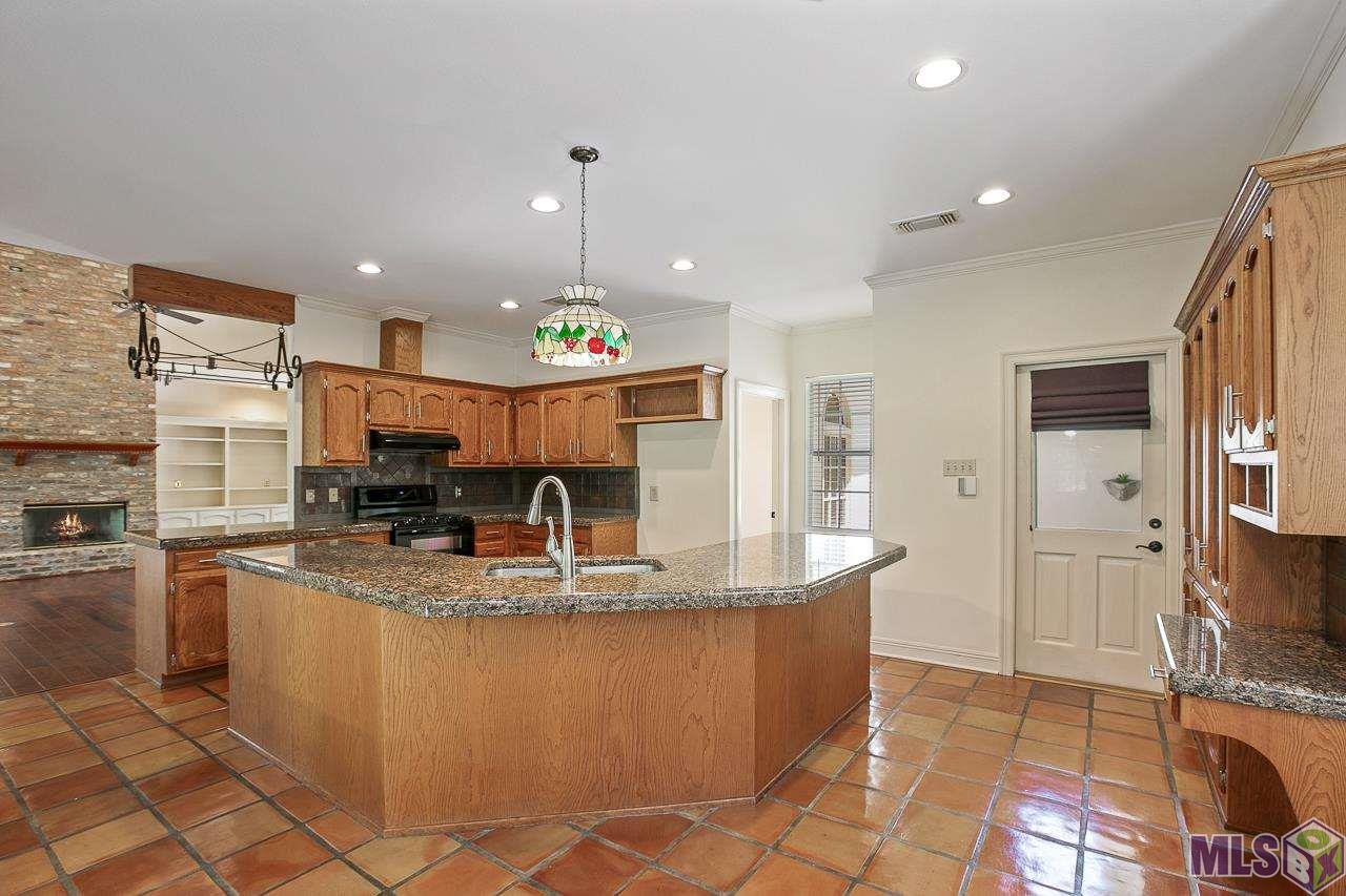 1829 Applewood Road Baton Rouge, LA 70808 - Photo 9 of 26