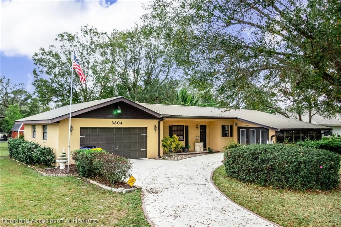3804 Lakewood Road Sebring, FL 33875 - Photo 1 of 48