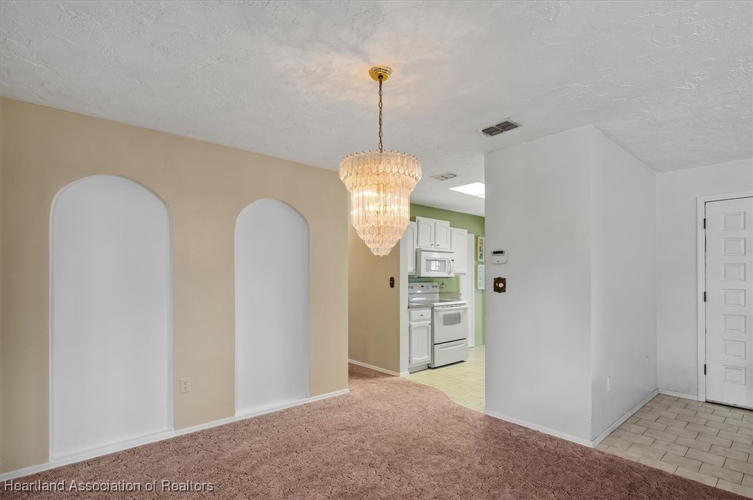 3804 Lakewood Road Sebring, FL 33875 - Photo 14 of 48